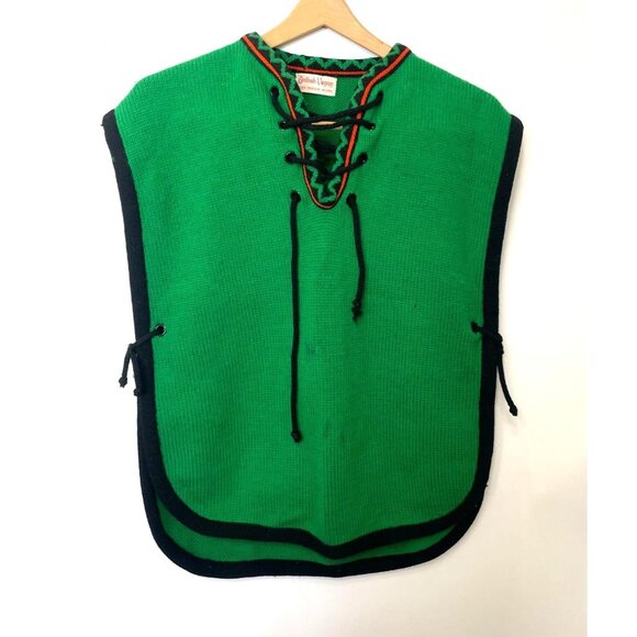 Vintage British Vogue 100% Virgin Wool Green Poncho Lace-Up Front Side Ties - Picture 2 of 9